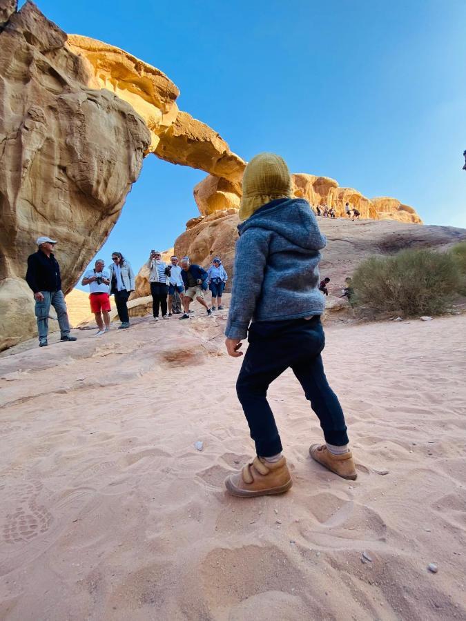 Wadi Rum Land Mars Pension Buitenkant foto