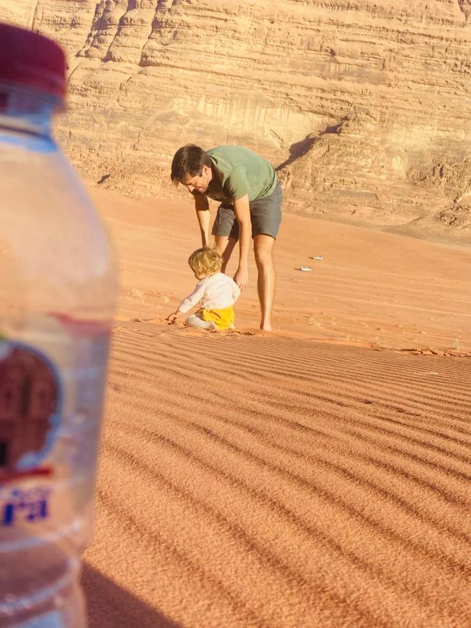 Wadi Rum Land Mars Pension Buitenkant foto